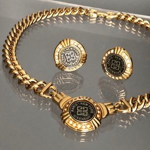 VTG 80S GIVENCHY COIN NECKLACE & CLIP ON EARRINGS